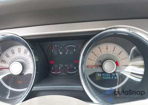 2012 Ford Mustang V6 Premium из США, поврежденный, VIN 1ZVBP8EM2C5235213